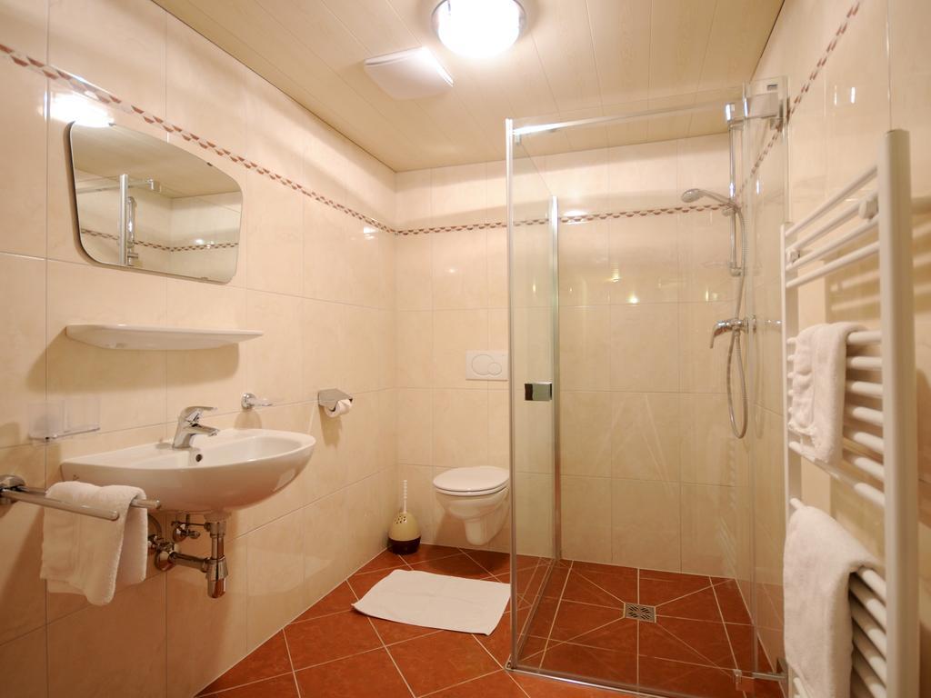 Ferienhaus Martlerhof Тукс Номер фото